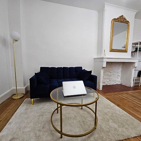 Suite Chic, Contemporaine Au Pied De La Cathedrale Vienne  Exterior photo