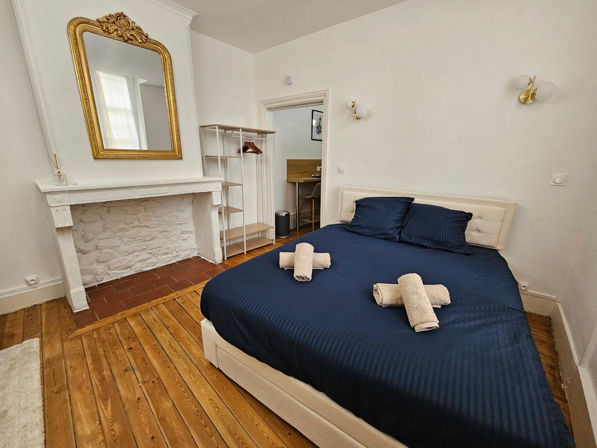 Suite Chic, Contemporaine Au Pied De La Cathedrale Vienne  Exterior photo
